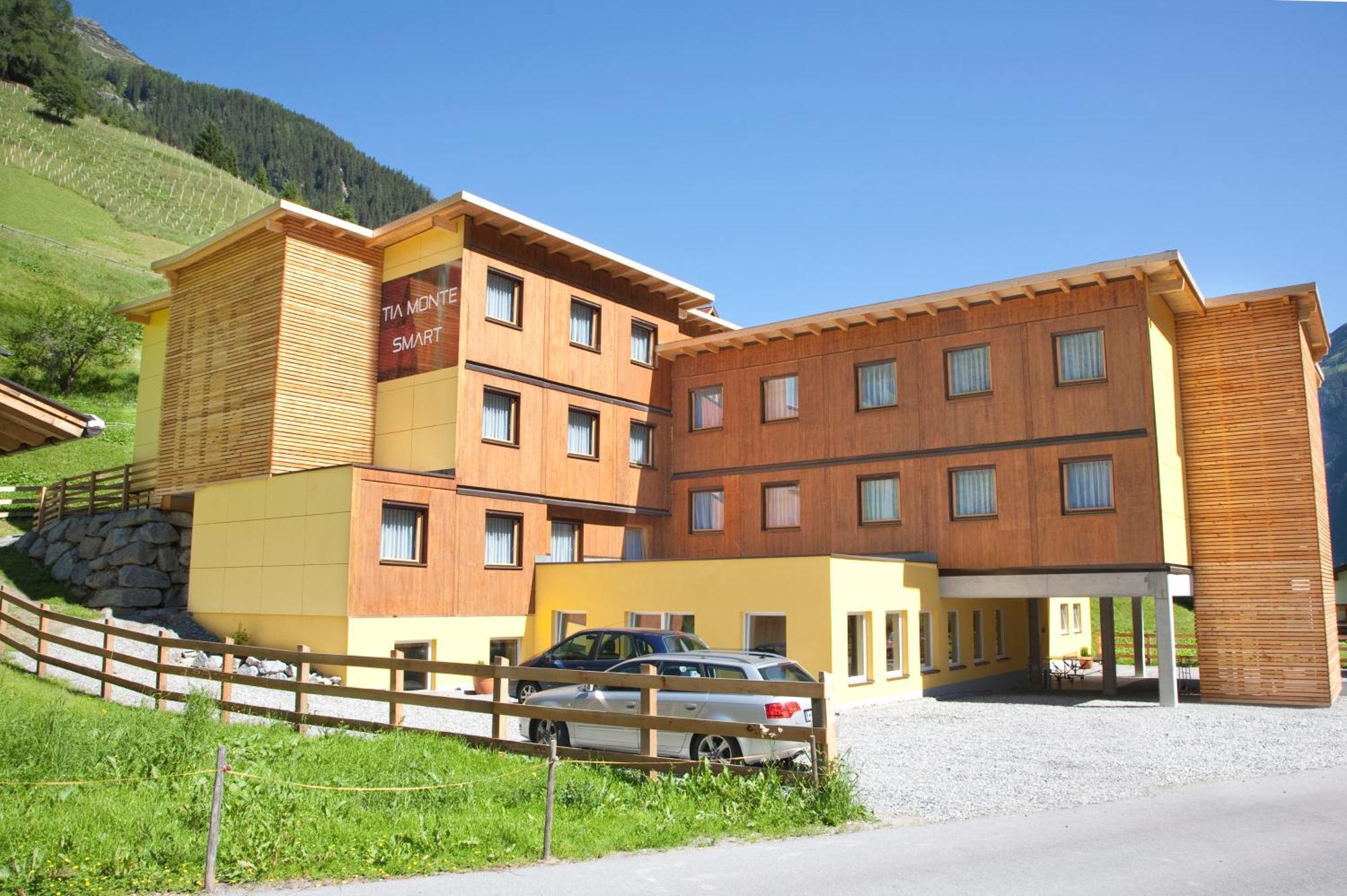 Hotel Tia Smart Natur Kaunertal Exterior photo